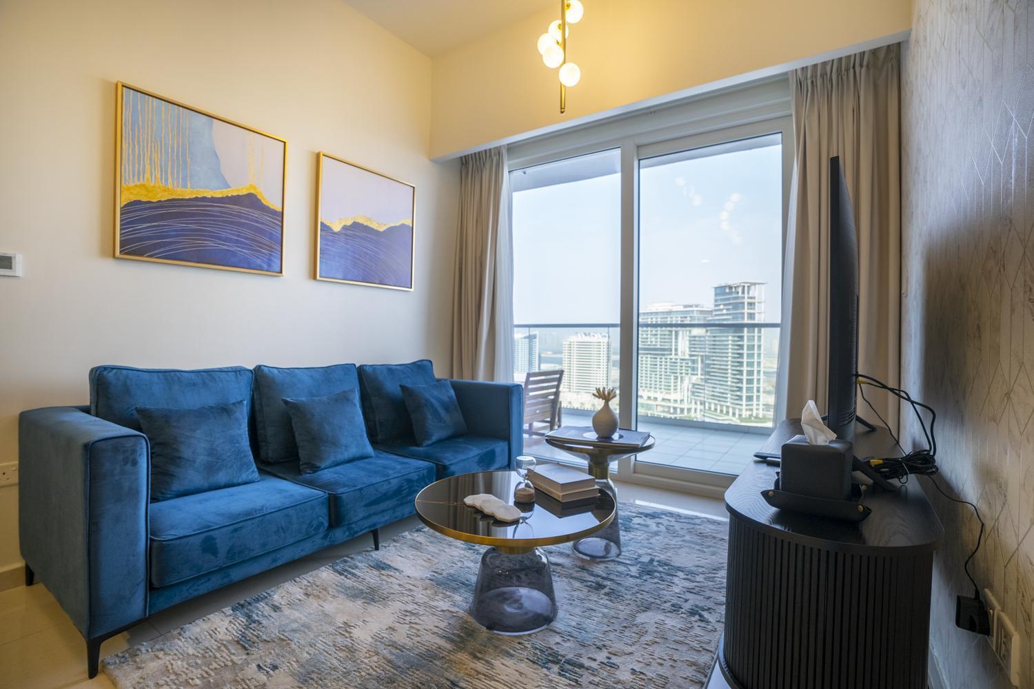 Stunning Canal Views L Sleeps 6 Apartment