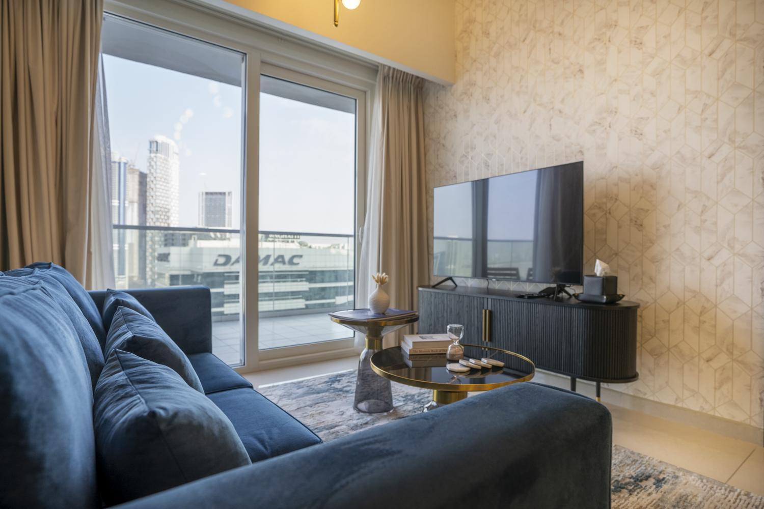 Stunning Canal Views L Sleeps 6 Apartment
