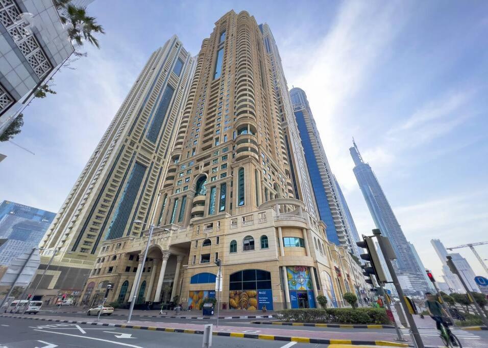 Apartment Vibrant 1 Bedroom At Barasti-dubai Marina *