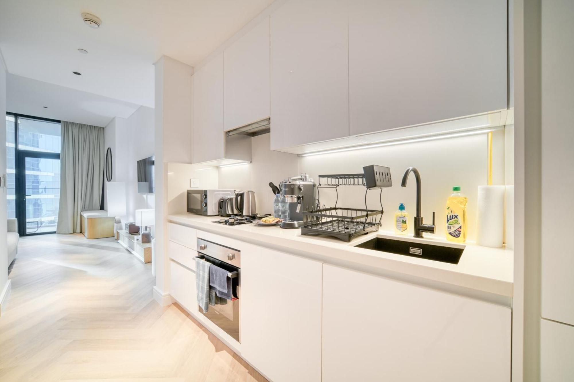Luxury With Burj Khalifa Or Canal View In Downtown - Marquise Square Tower *