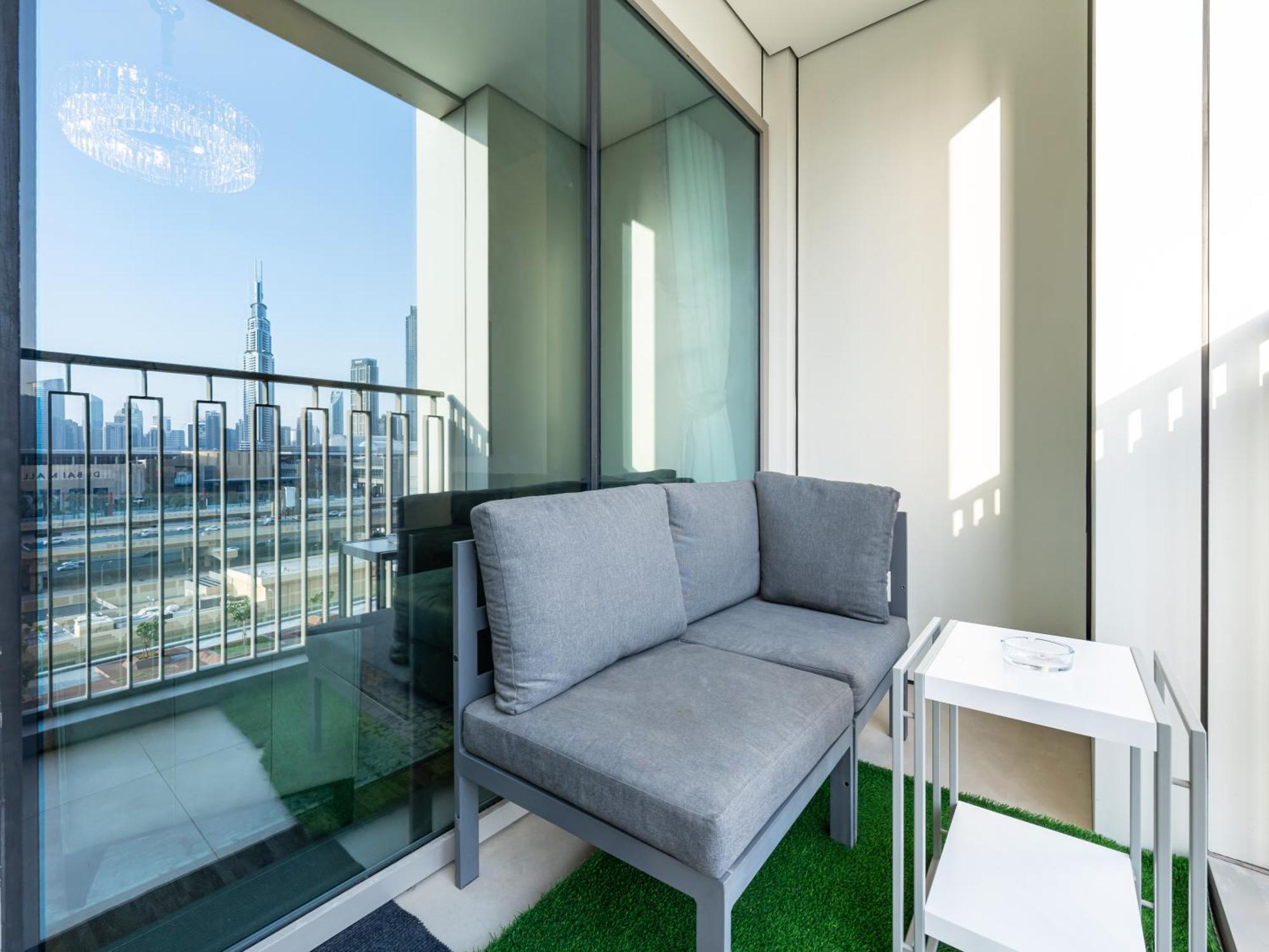 Apartment 2br Burj Khalifa Fireworks View Dubai