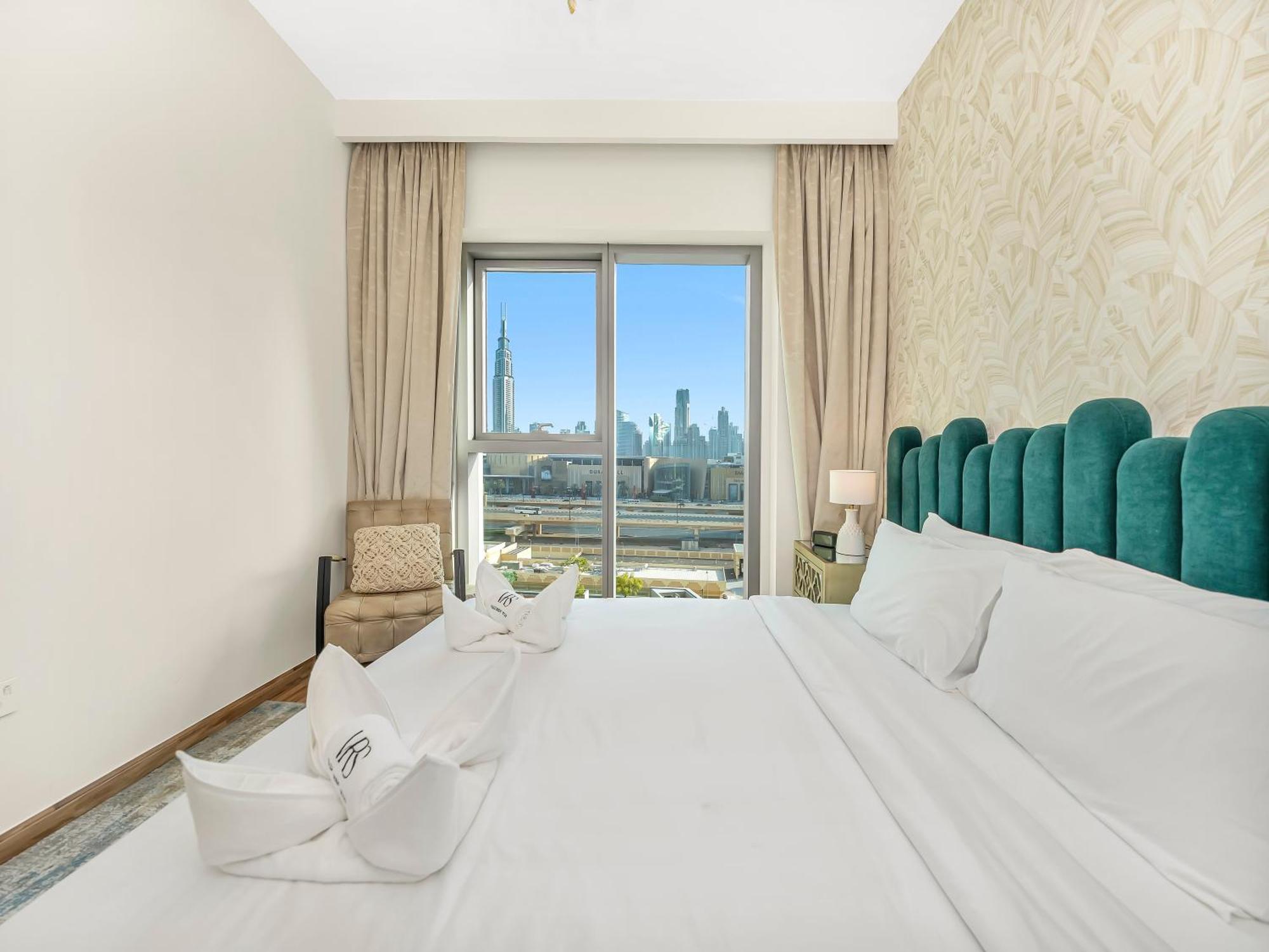 Apartment 2br Burj Khalifa Fireworks View