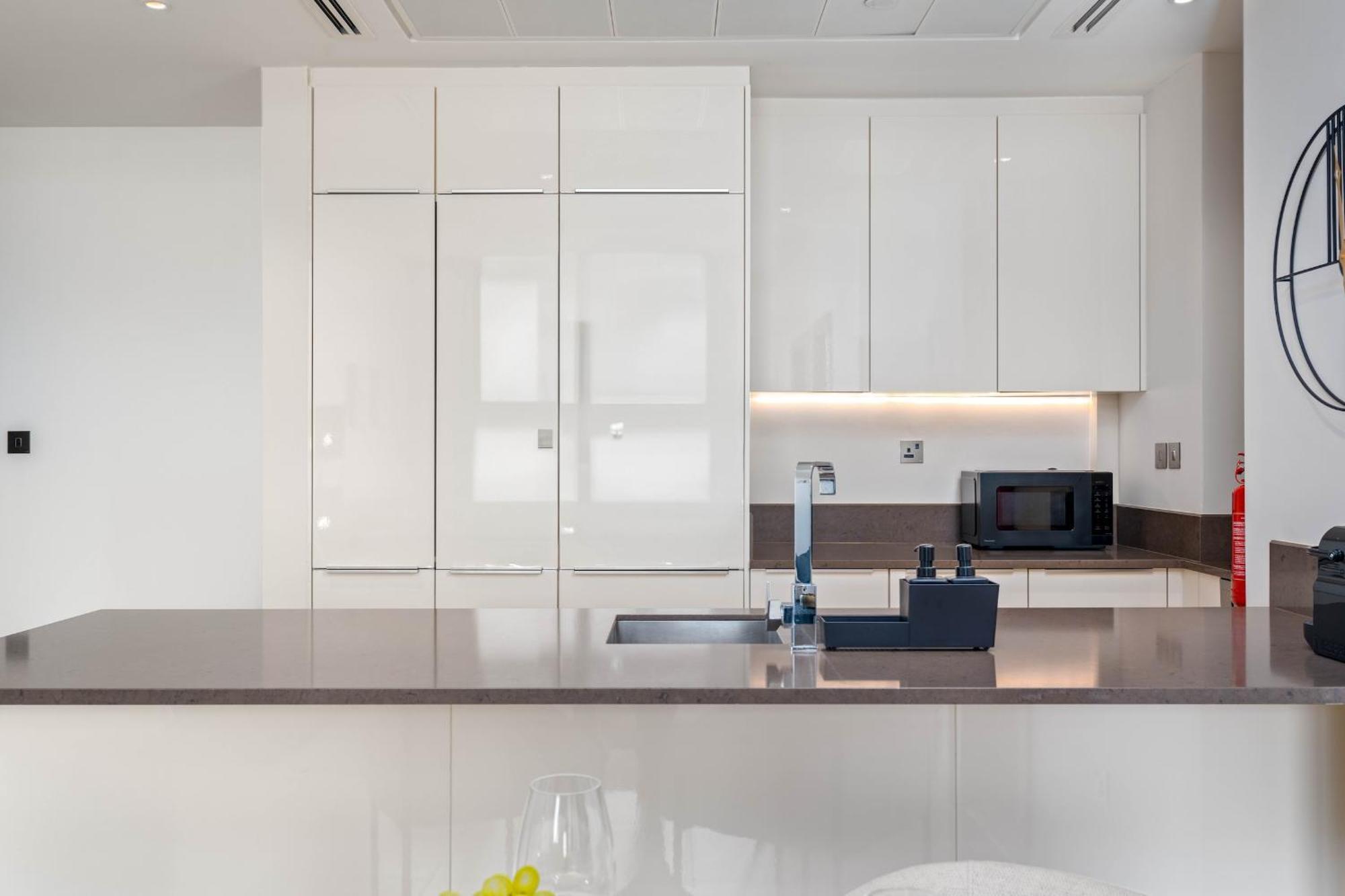 Waterfront 1br In Marina - Cityapartmentstay Apartment *