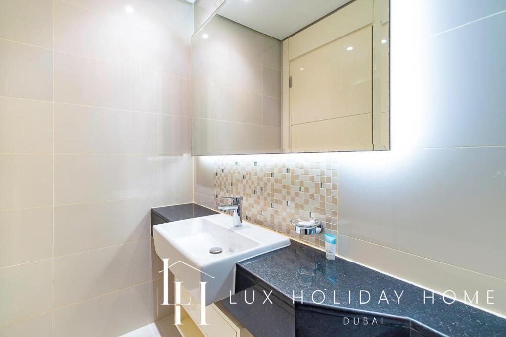 Apartment Lux The Voleo Canal View