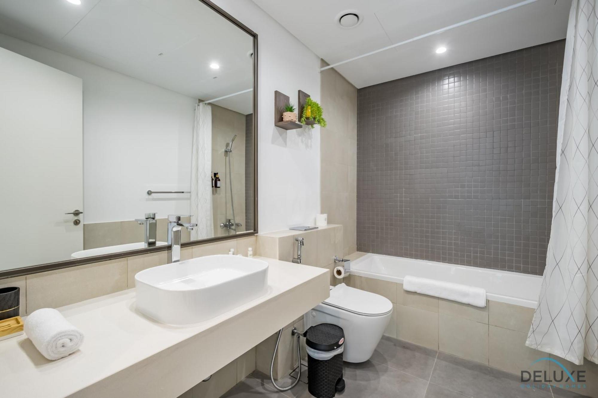 Apartment Captivating 1br In Al Kifaf 1 Residences East, Bur By Deluxe Homes