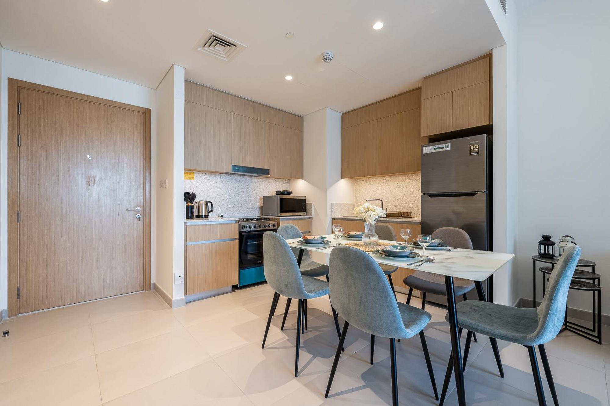 Exquisite 1Bdr Apartment In Creek With Pool View Apartment Dubai