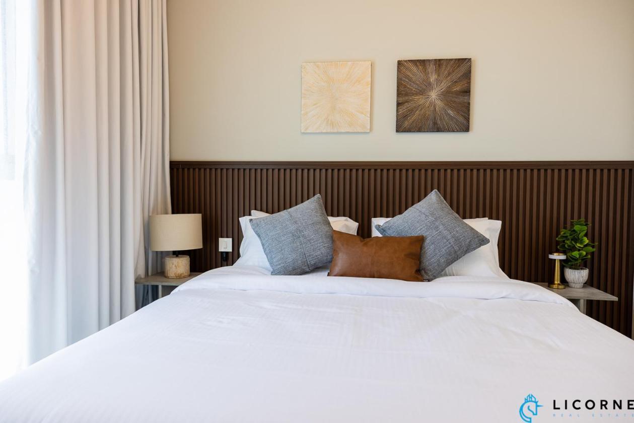 Floor Urban Oasis Steps From Mall - 1br In Downtown Views Ll, Tower 1 Apartment *