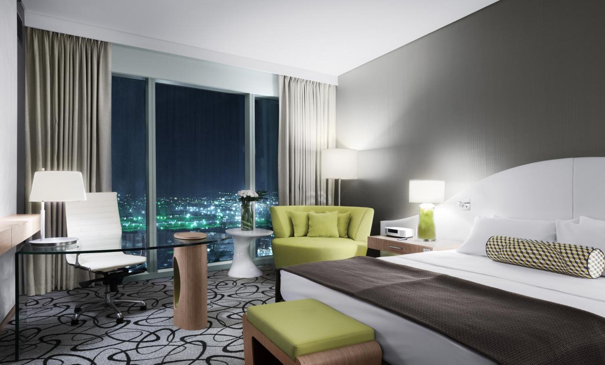 Sofitel Downtown Hotel 5*