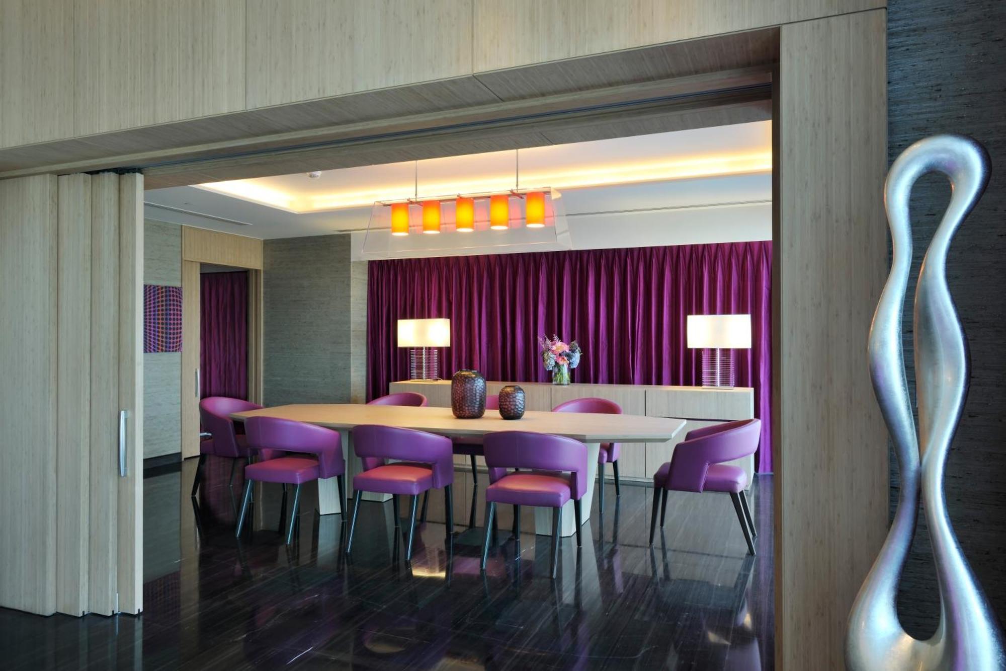 Sofitel Downtown 5*