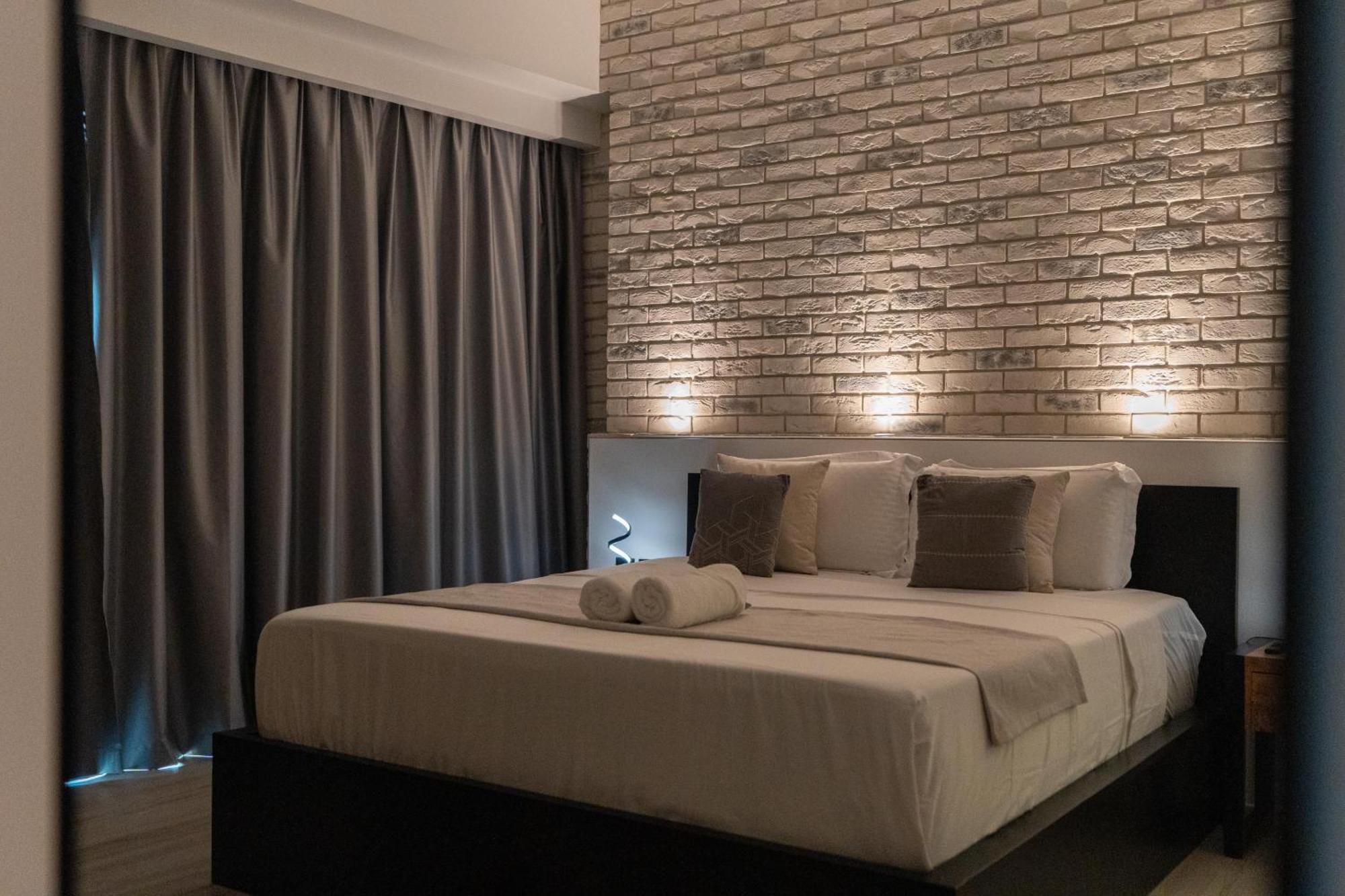The Luxe Marina Experience - Stylish 2br With Sweeping Balcony Views For Total Relaxation Apartment Dubai