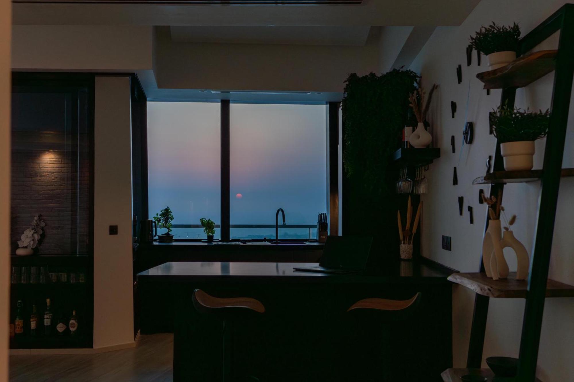 The Luxe Marina Experience - Stylish 2br With Sweeping Balcony Views For Total Relaxation Apartment *