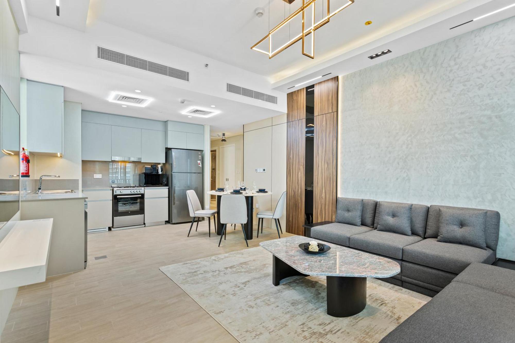 Luxury Living 2 Bedroom In Creek Harbour *