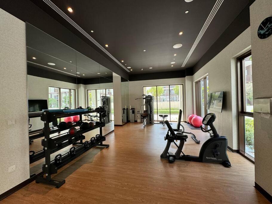 Apartment Luxury Living 2 Bedroom In Creek Harbour