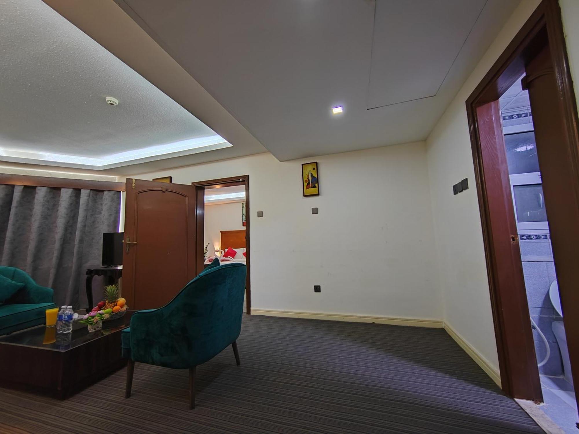 Le Paradise Palace Hotel 3*