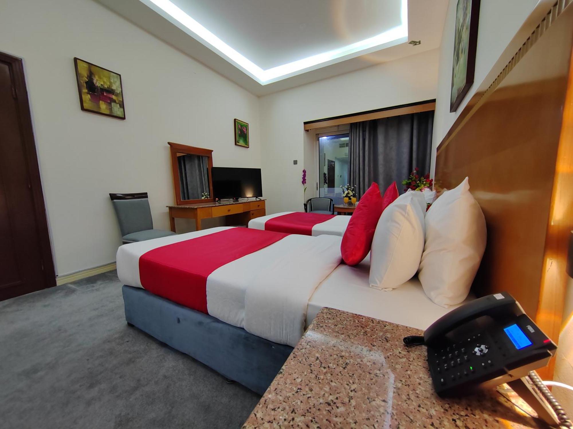 Hotel Le Paradise Palace