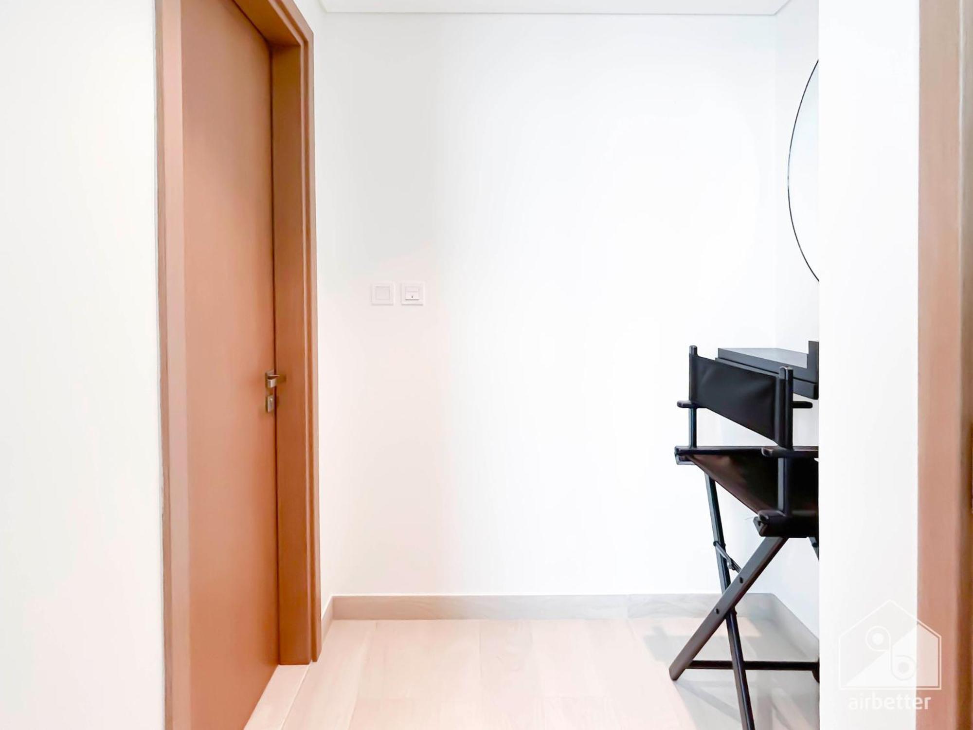 Apartment Cozy 1br With Balcony & Views In Azizi Fawad