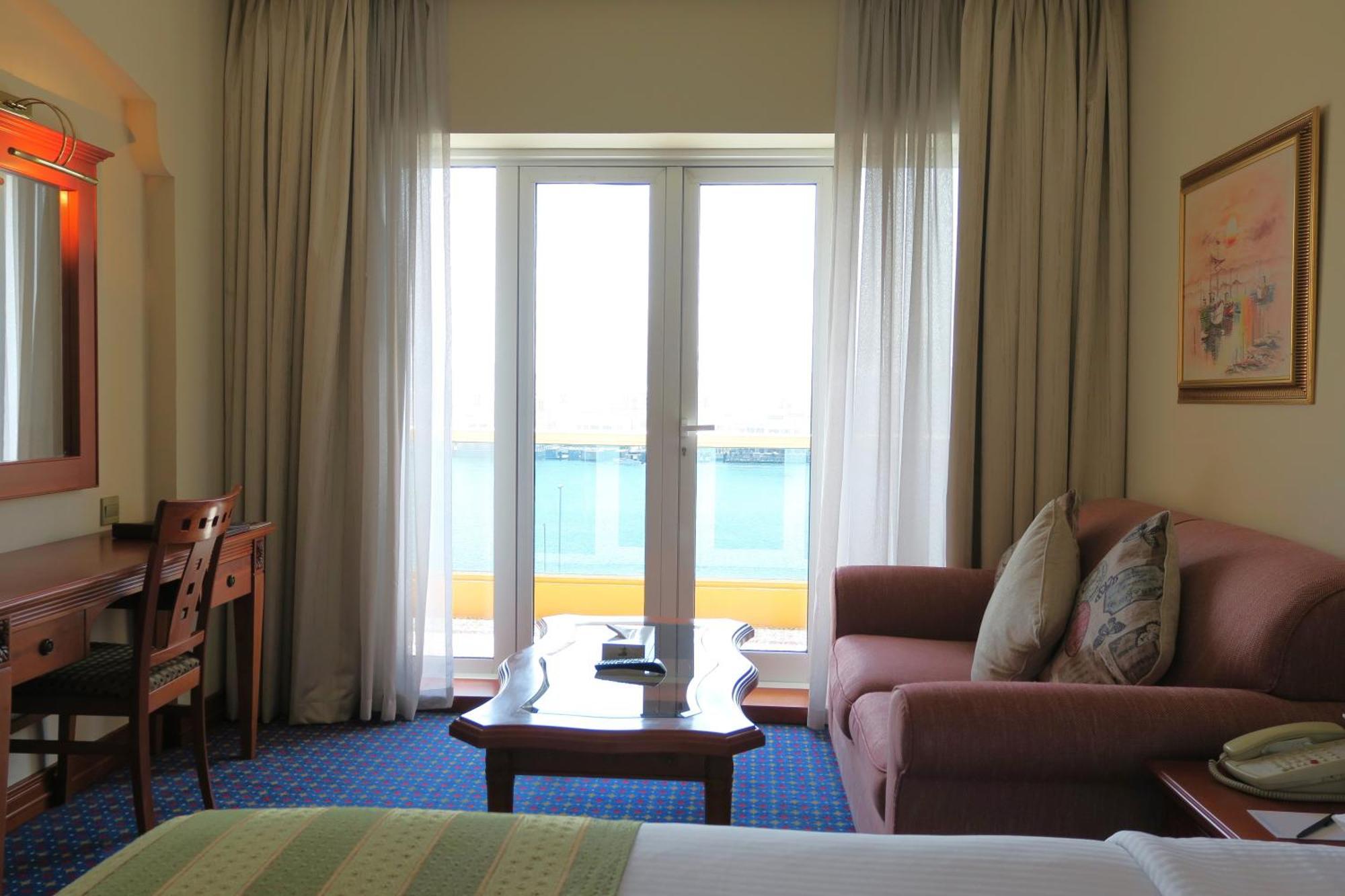 Riviera Hotel 4*