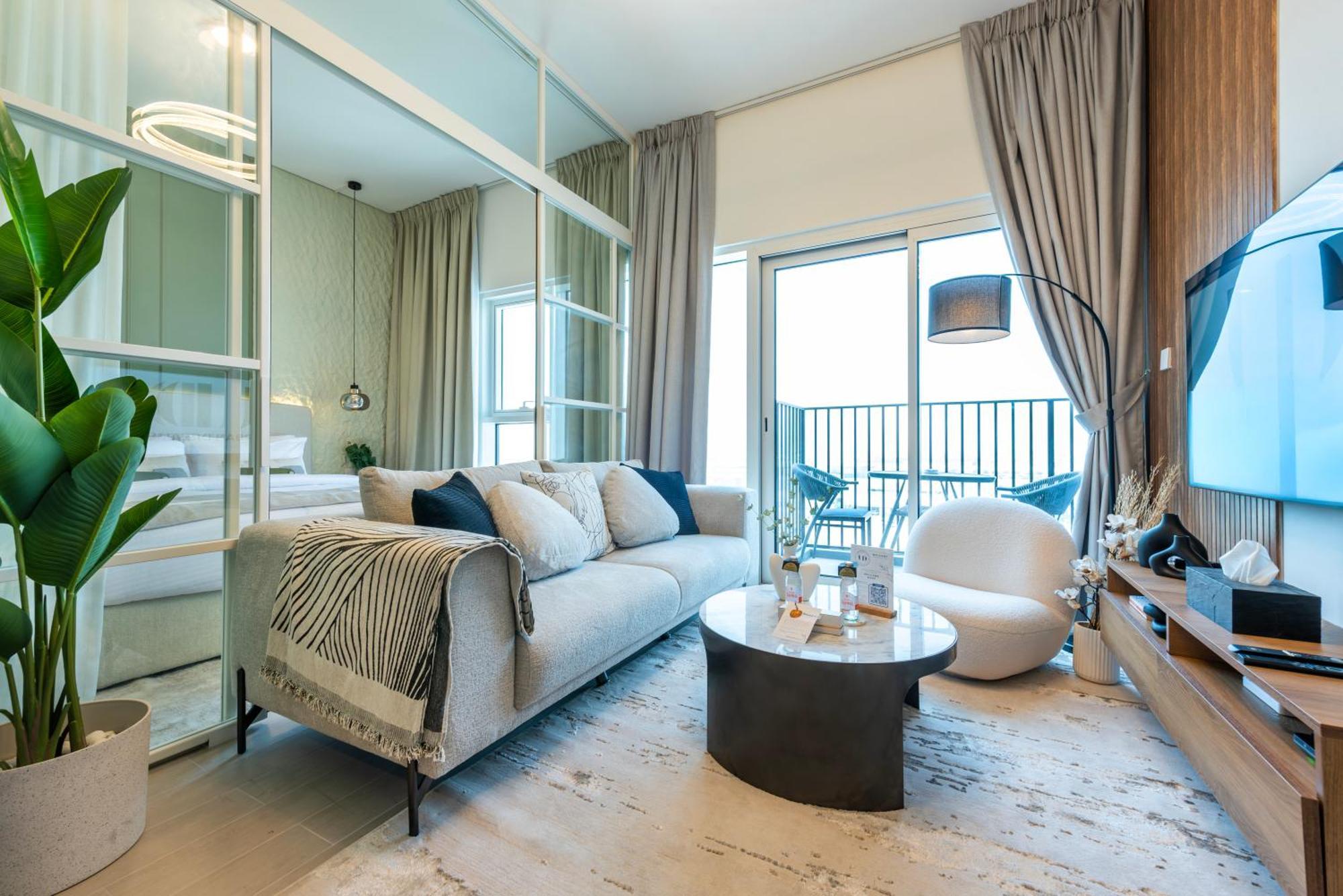 Hills - 1br Luxe - Golfville - By Udh * Dubai