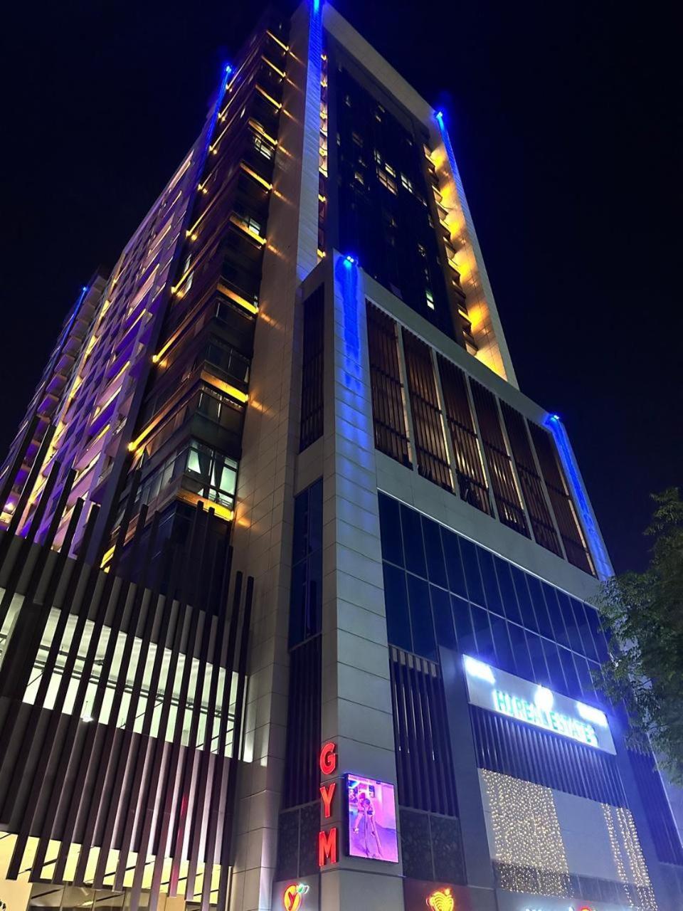 Capsule In Business Bay Near Downtown *