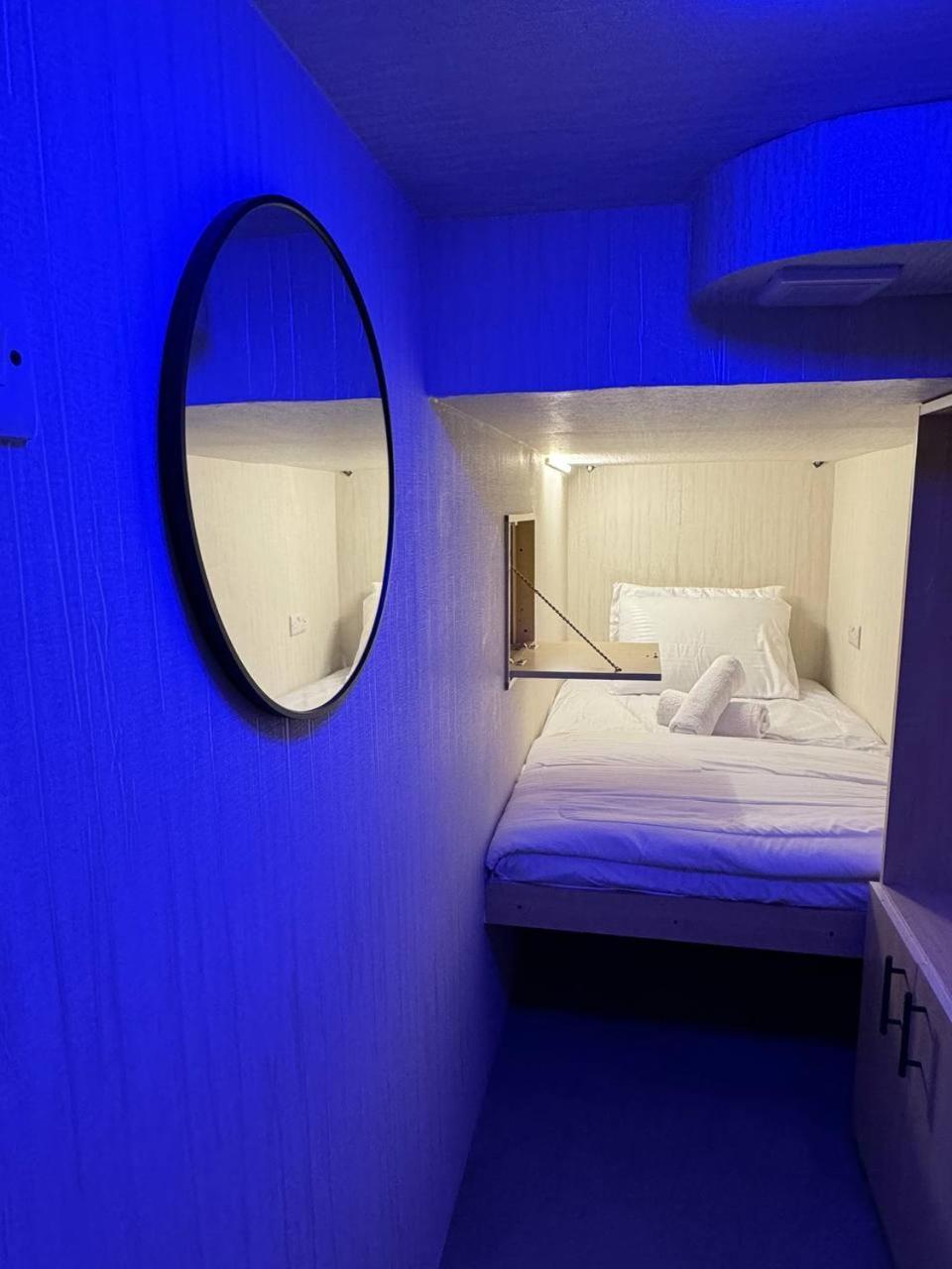 Capsule In Business Bay Near Downtown * Dubai