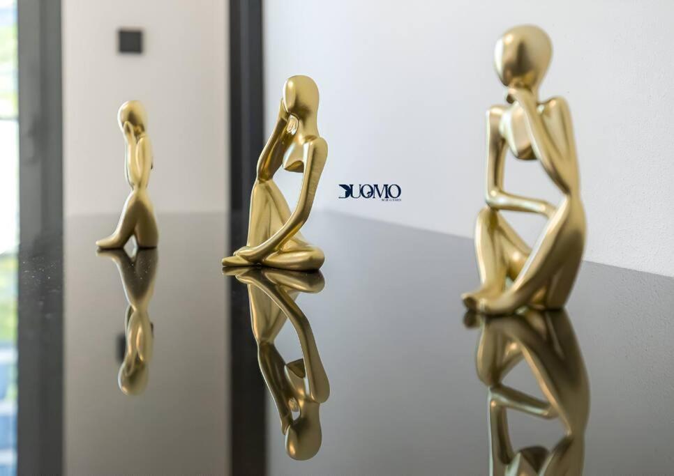 Myduomo- Stylish 1br, Park & Community Views-209 Tatil Evi Dubai