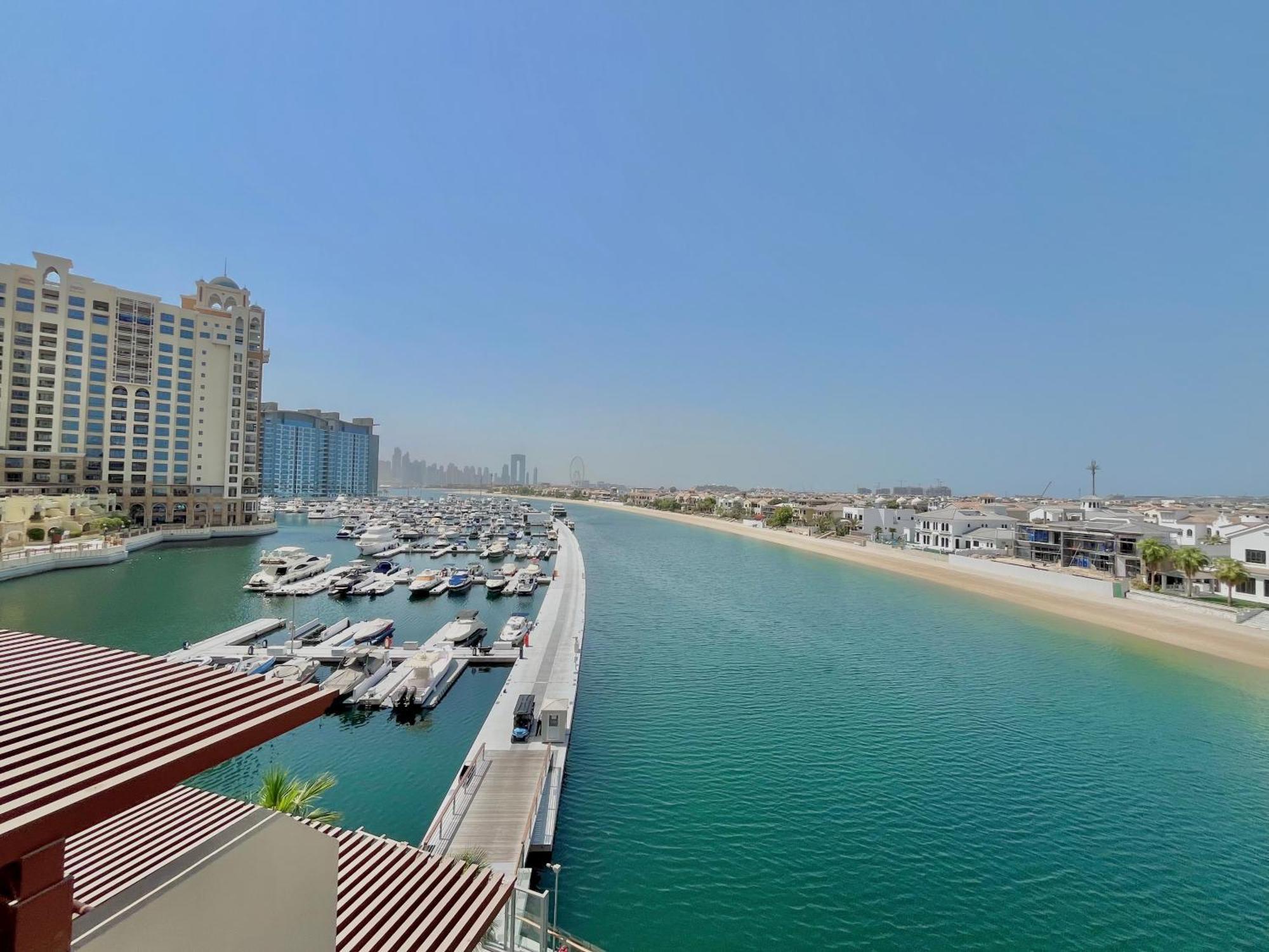 Palm Jumeirah Upgraded & Cozy Boutique *