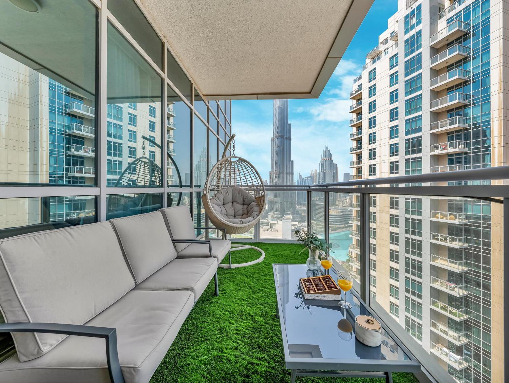Luxe 4 Bedroom I Burj Khalifa & Fountain Views I Free Gym, Pool, Parking, Wi-fi And Ps5 I By Skyline Serenity * Dubai