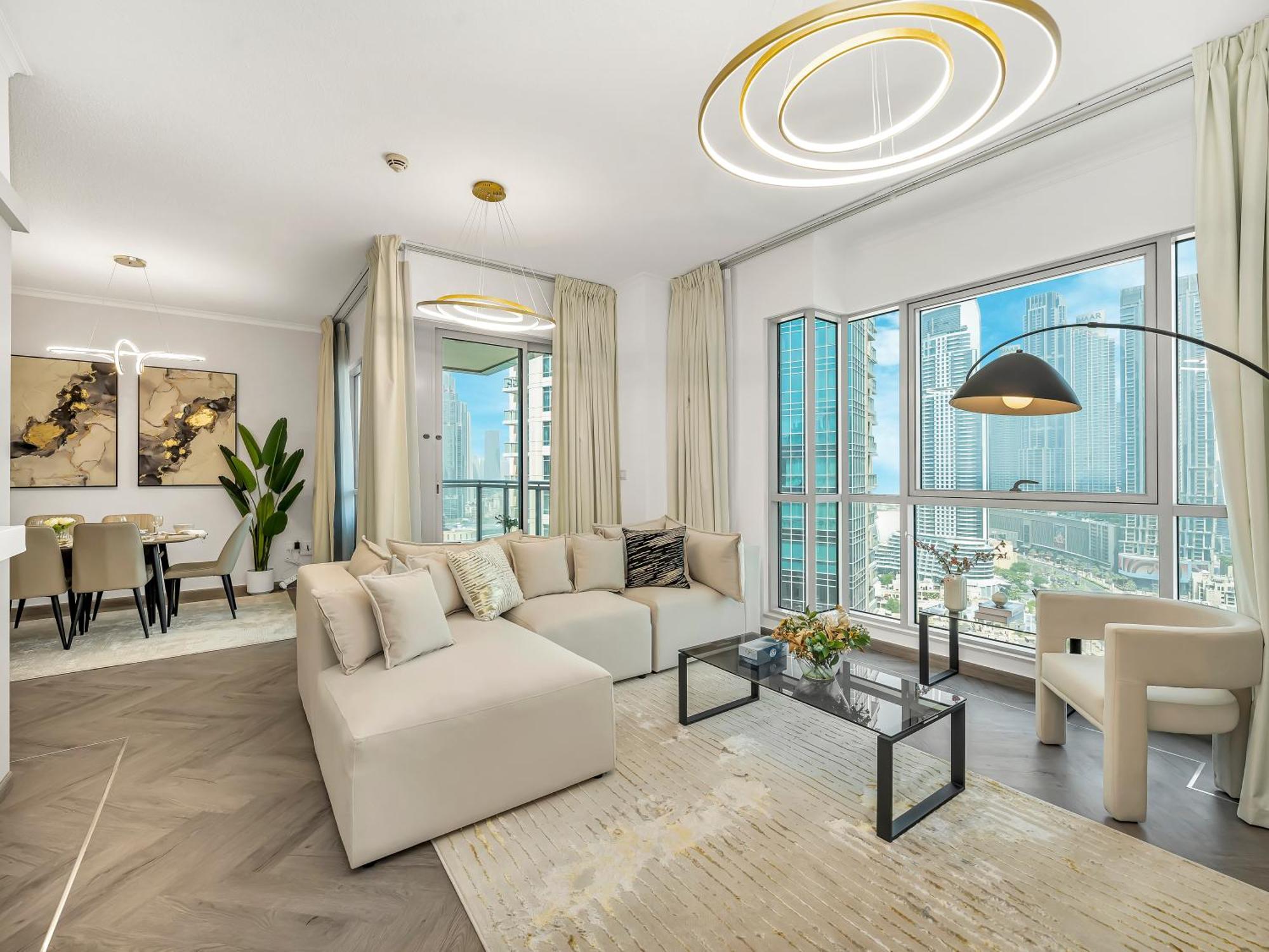 Luxe 4 Bedroom I Burj Khalifa & Fountain Views I Free Gym, Pool, Parking, Wi-fi And Ps5 I By Skyline Serenity Apartamento