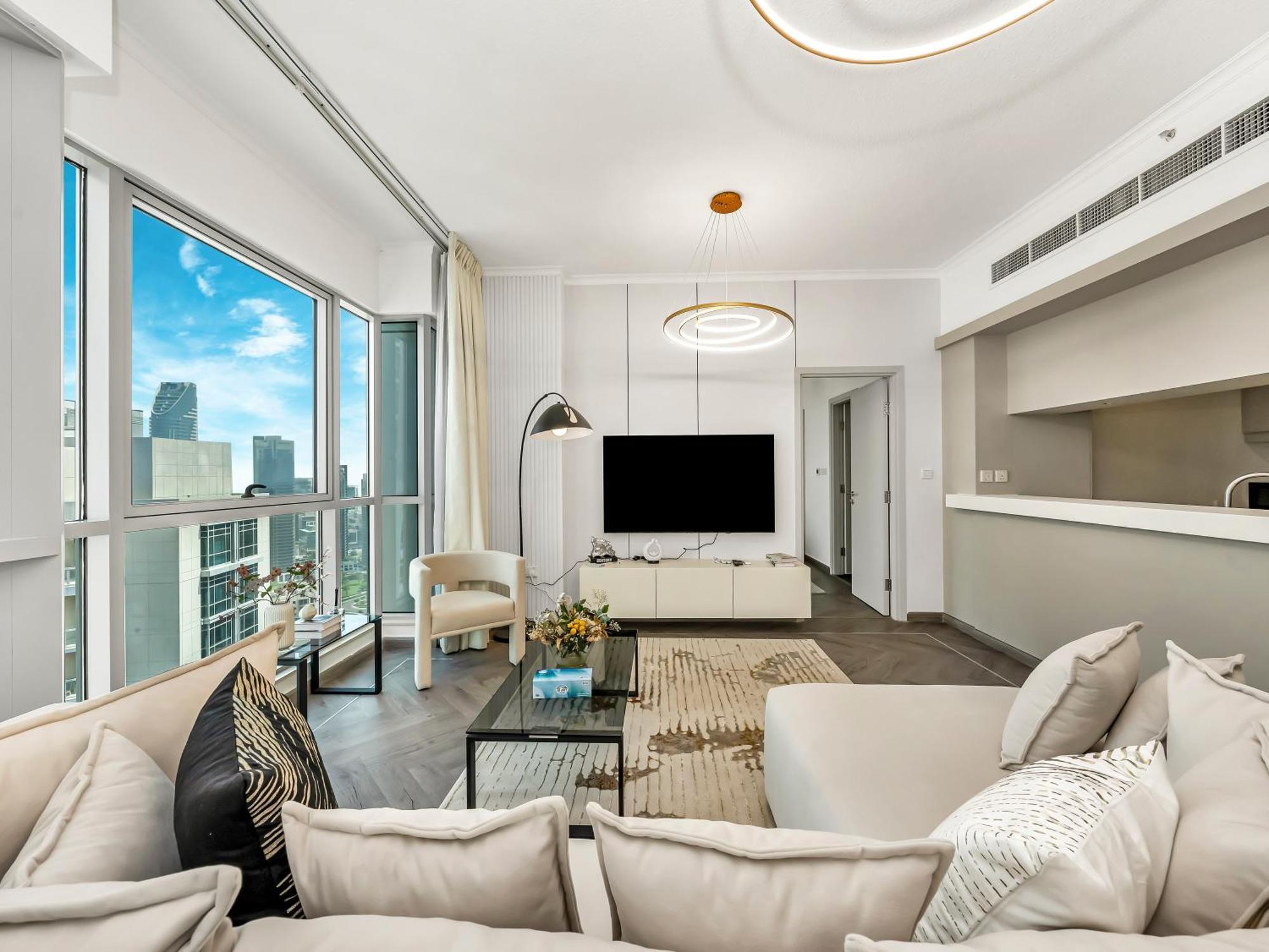 Luxe 4 Bedroom I Burj Khalifa & Fountain Views I Free Gym, Pool, Parking, Wi-fi And Ps5 I By Skyline Serenity Apartamento *