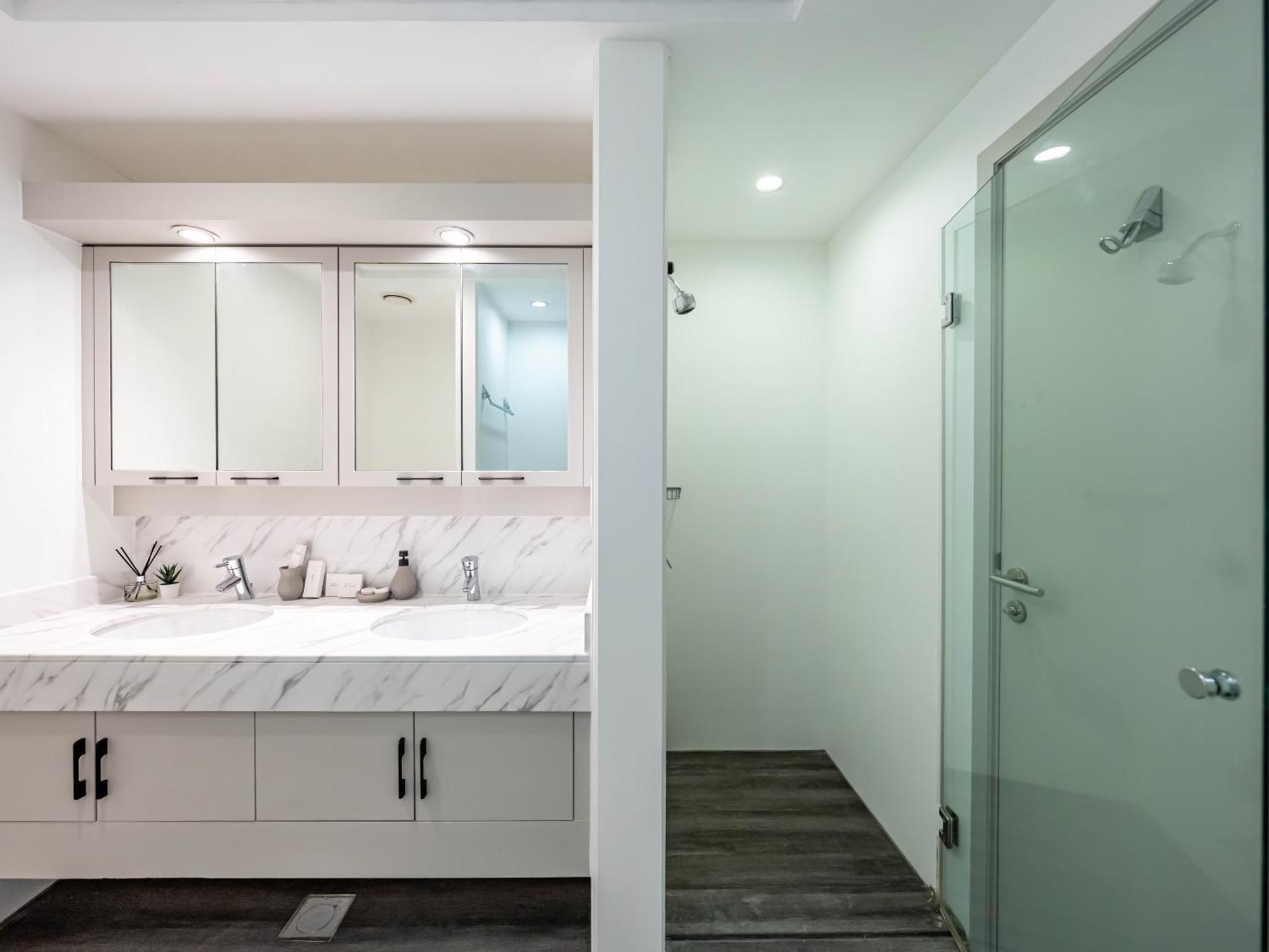 Apartamento Luxe 4 Bedroom I Burj Khalifa & Fountain Views I Free Gym, Pool, Parking, Wi-fi And Ps5 I By Skyline Serenity Dubai