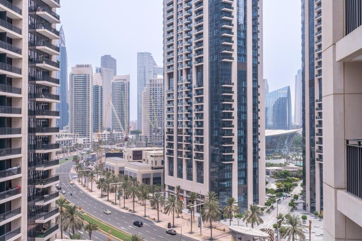 Apartment Bright And Chic 2-bedrooms In Downtown Near Burj Khalifa And Mall! *