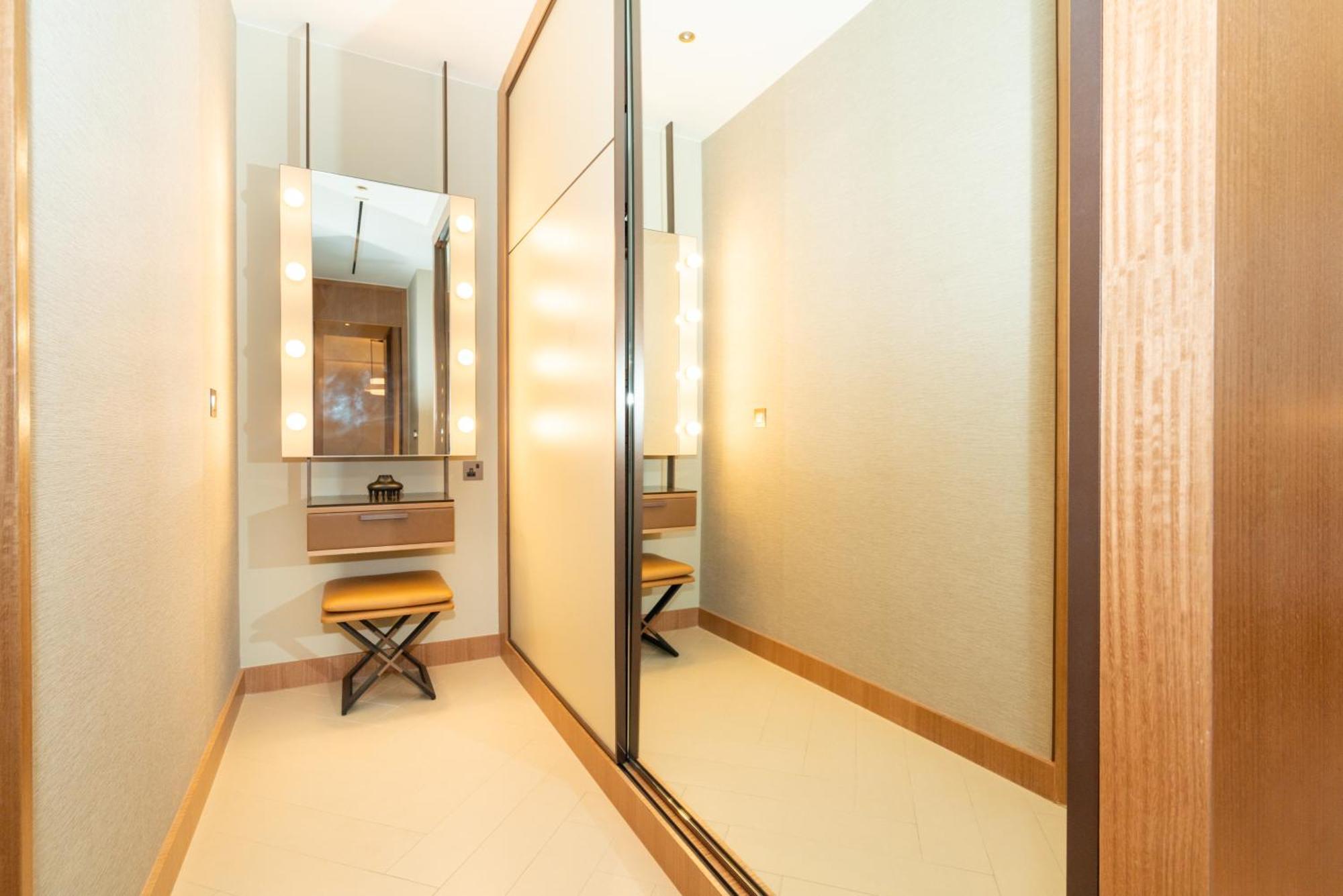Downtown Luxury, The Address Opera Residences, 2br Burj View * Dubai
