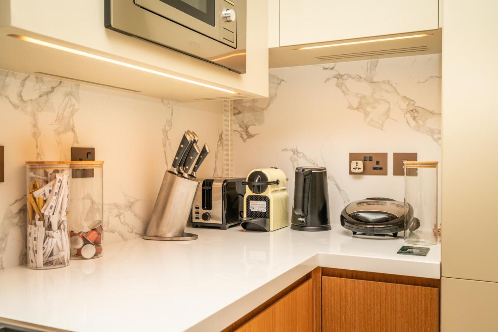 Apartment Downtown Luxury, The Address Opera Residences, 2br Burj View *