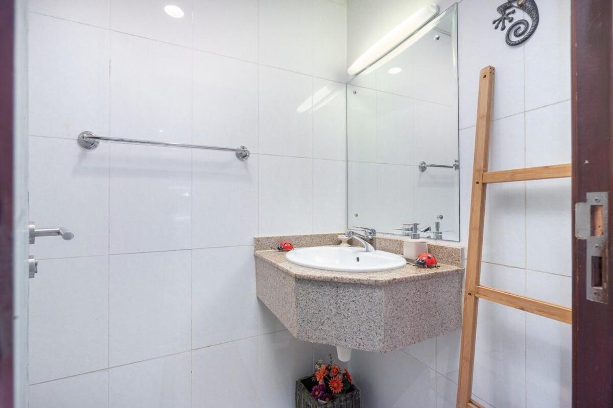 Apartment Modern Aesthetic 1-bedroom With Exudes Warmth And Style In Jlt! *