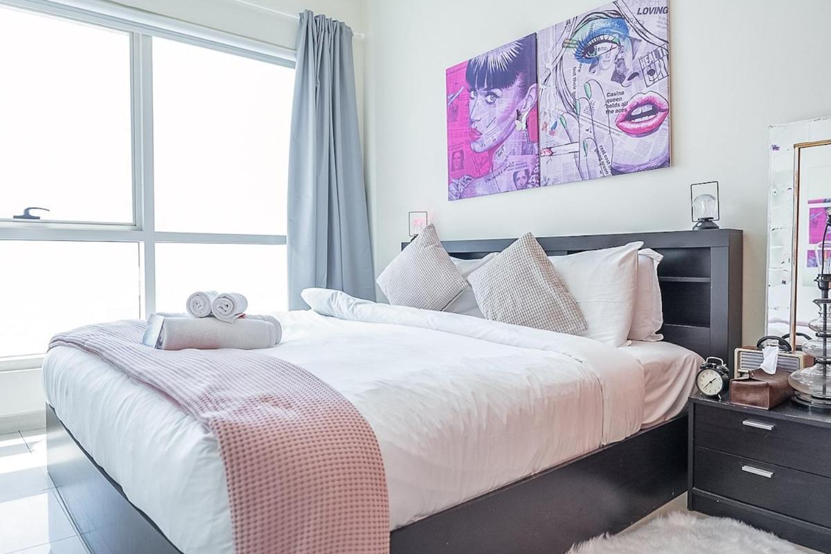 Modern Aesthetic 1-bedroom With Exudes Warmth And Style In Jlt! * Dubai
