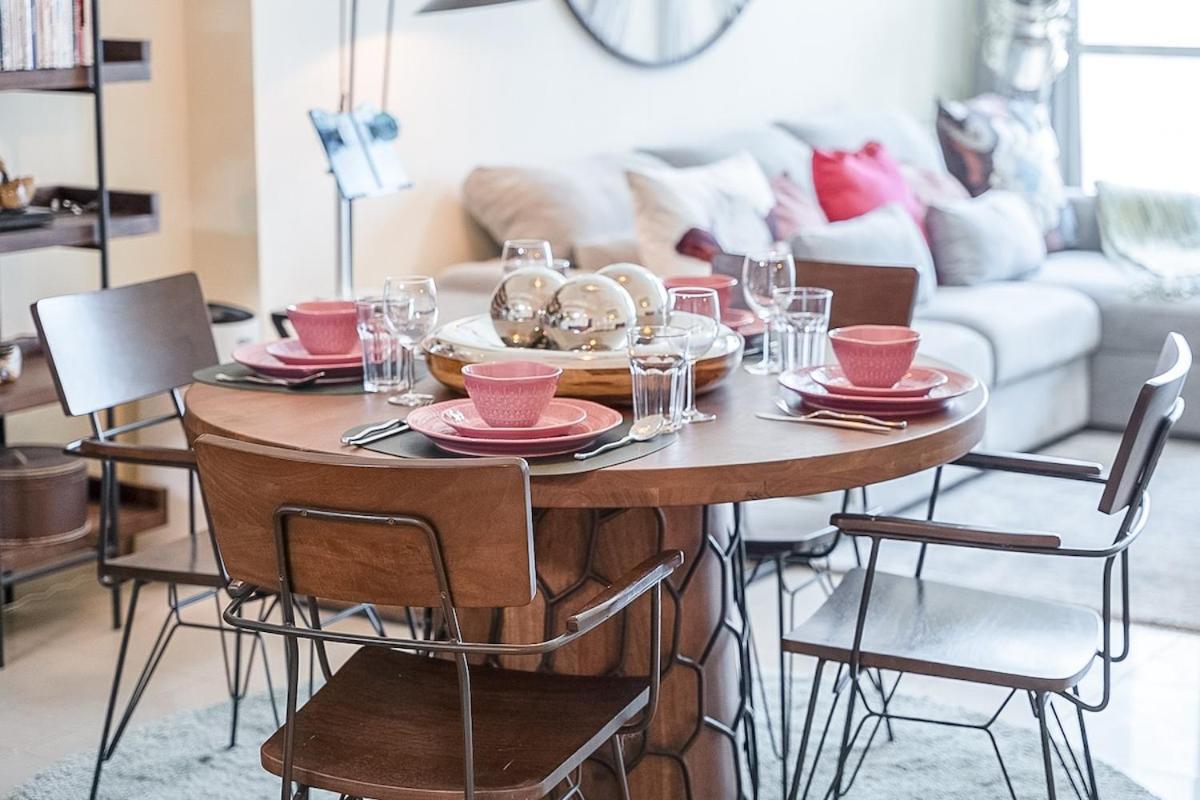 Modern Aesthetic 1-bedroom With Exudes Warmth And Style In Jlt!