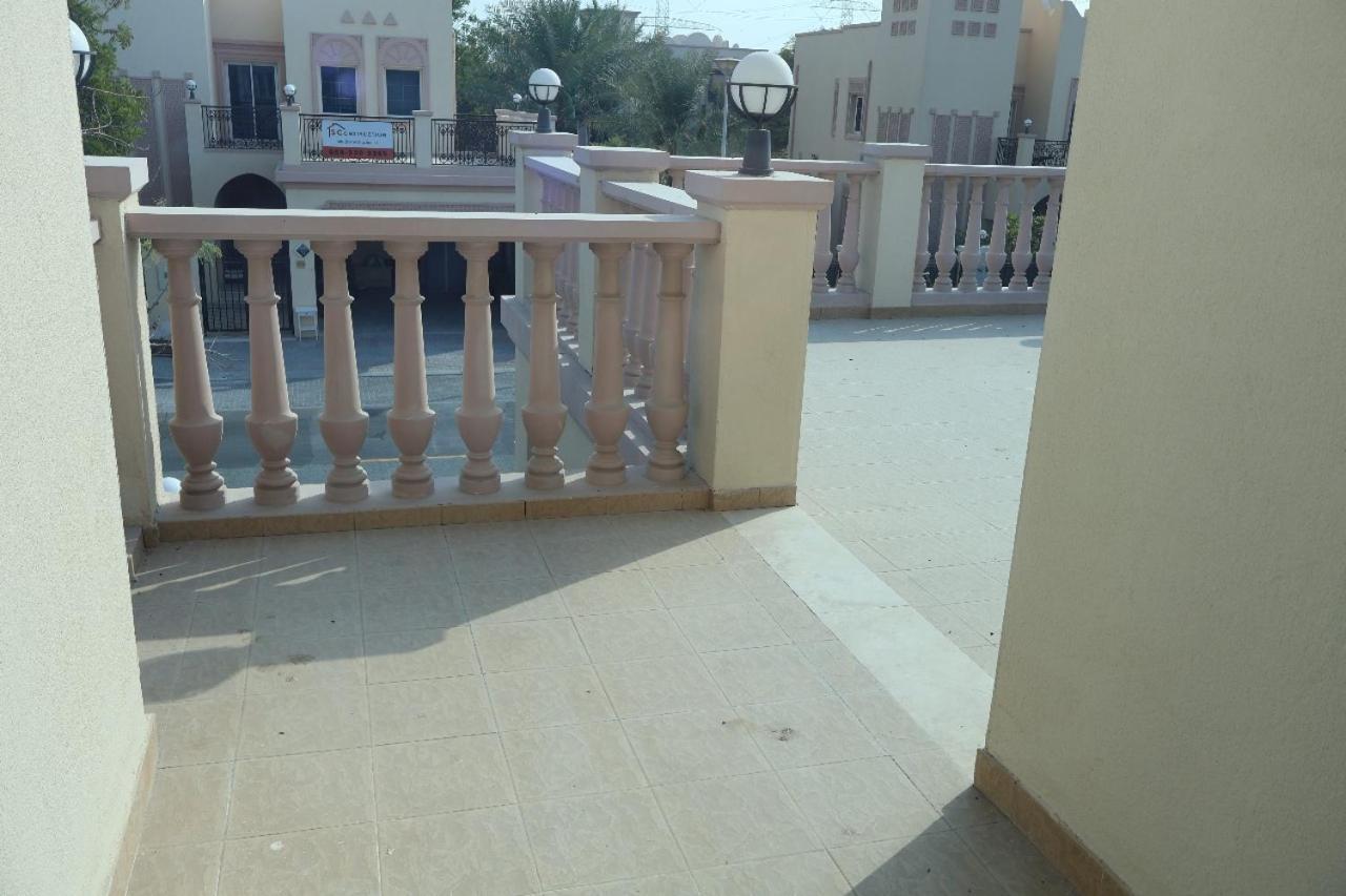 2 Bedroom With Huge Garden Dubai