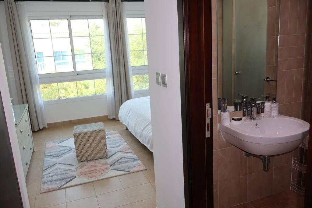 2 Bedroom With Huge Garden Dubai
