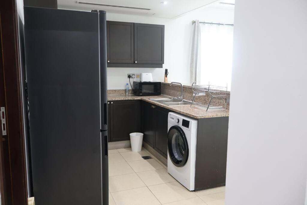 Villa 2 Bedroom With Huge Garden Dubai