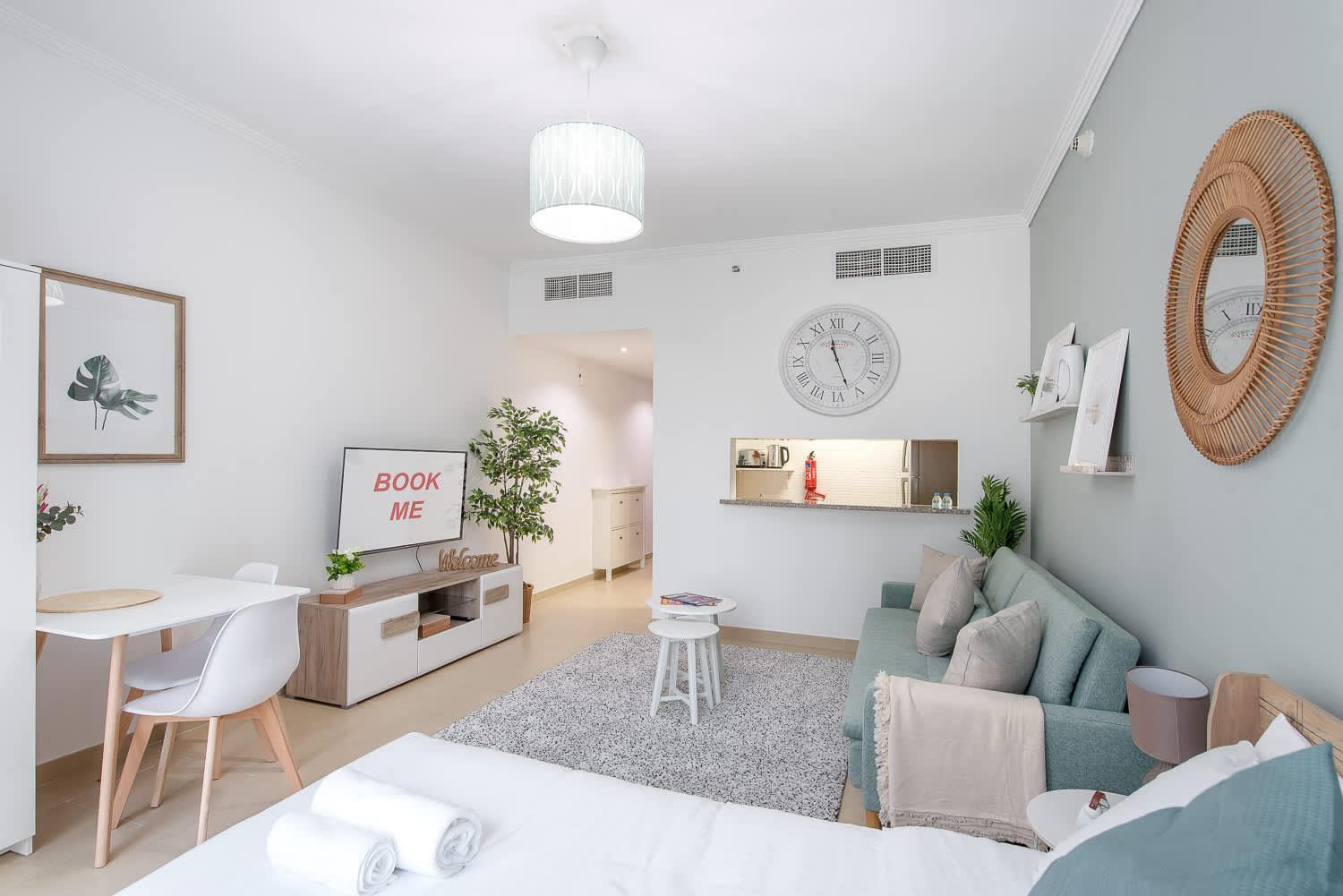 Serene With Stylish Interior Space In Jlt! Dubai