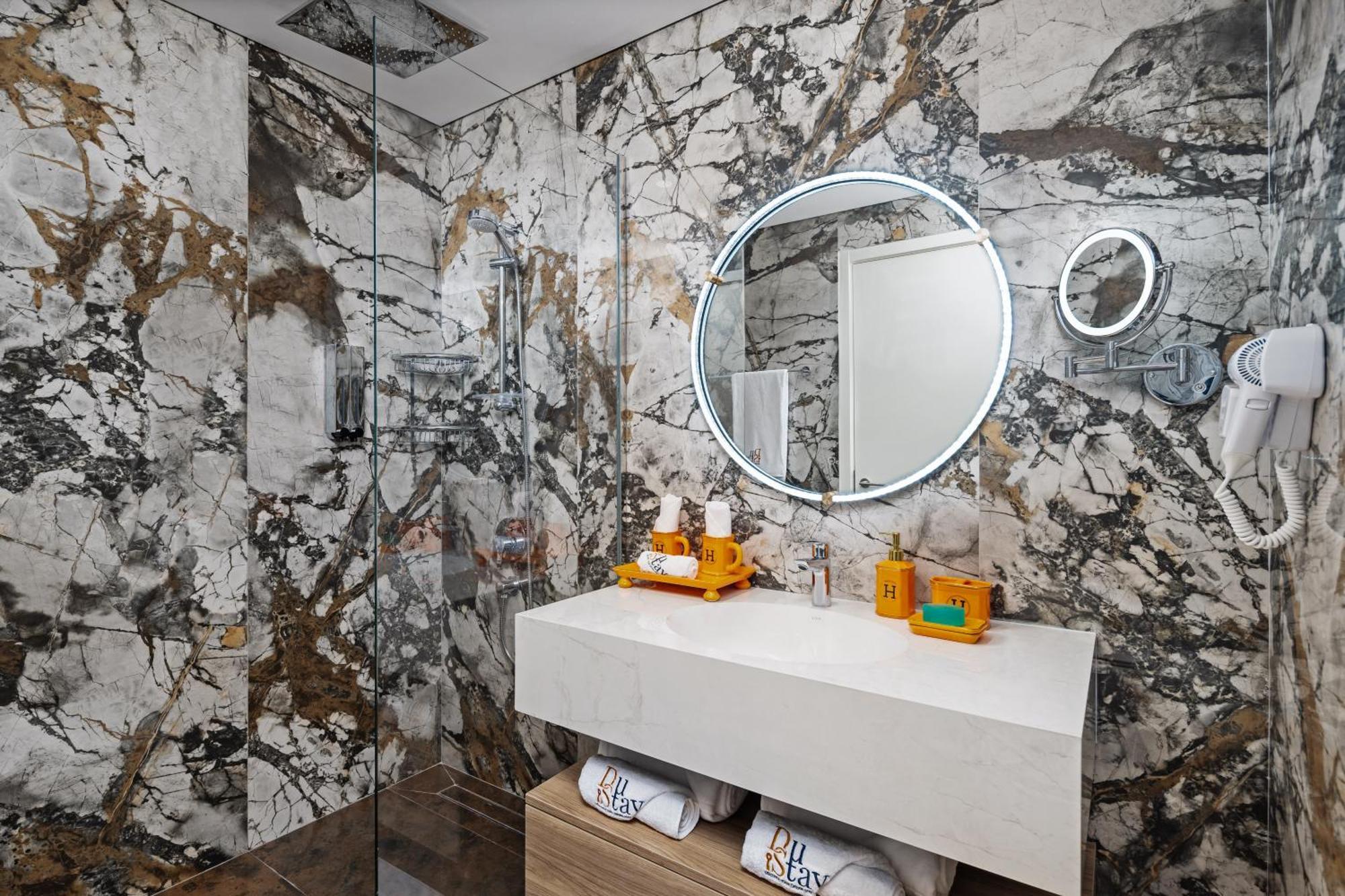 Modern In Creek Harbour By Dustay Holiday home *