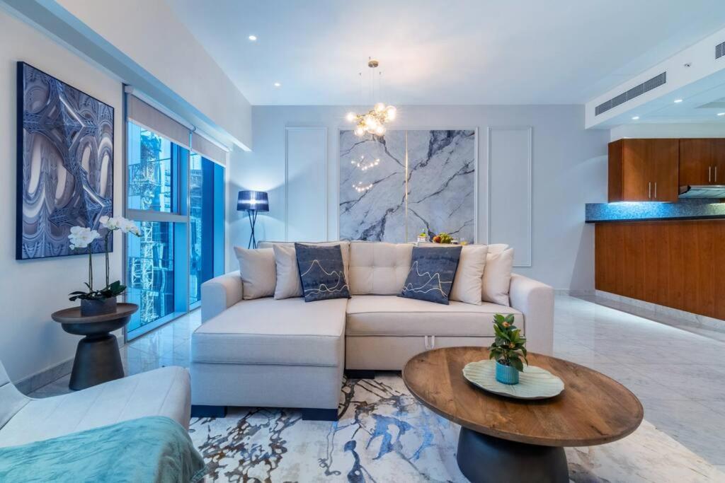 First Class 1br Luxurious Difc Retreat Dubai