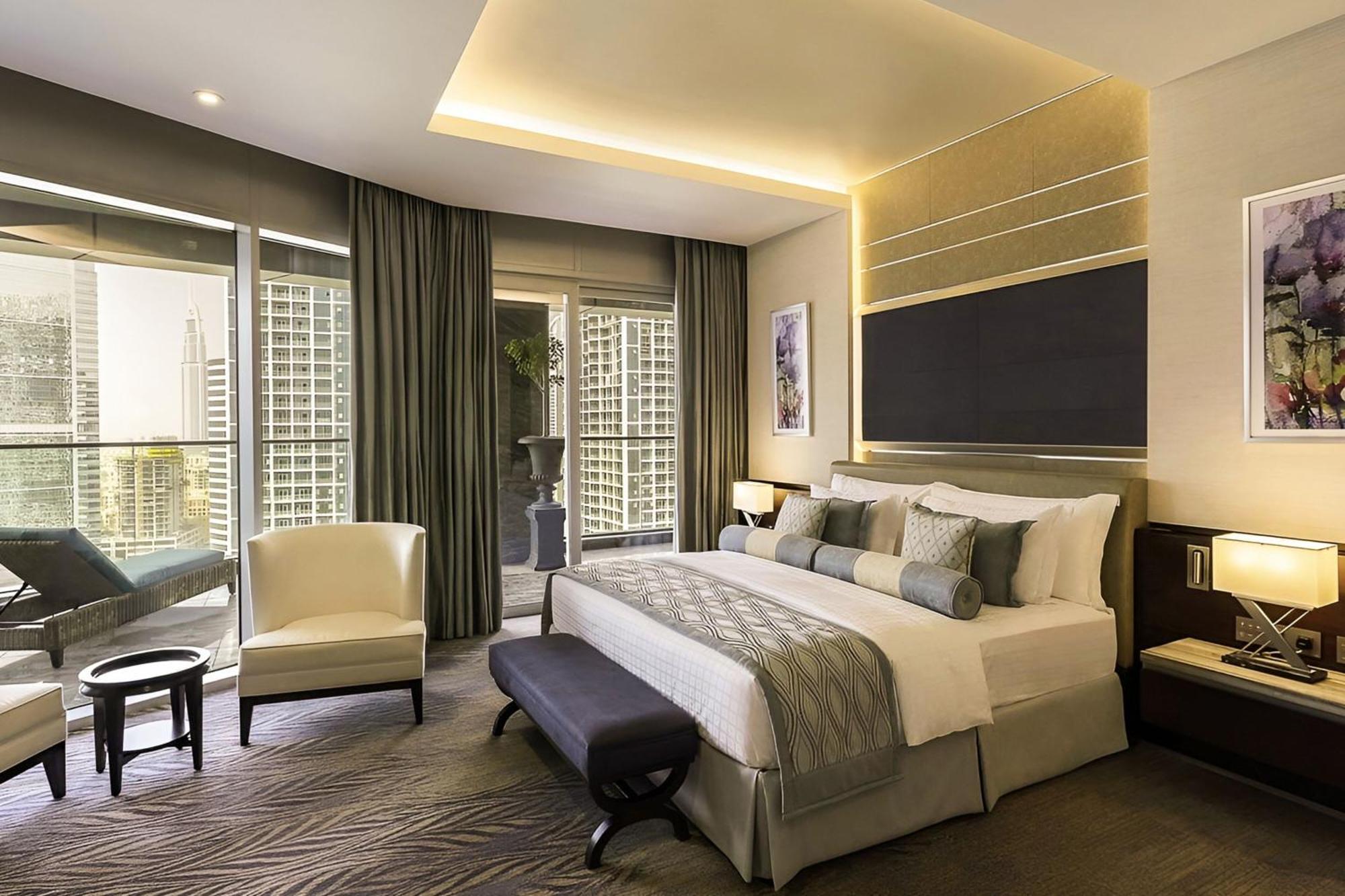 Renaissance Business Bay Hotel, Hotel 5*