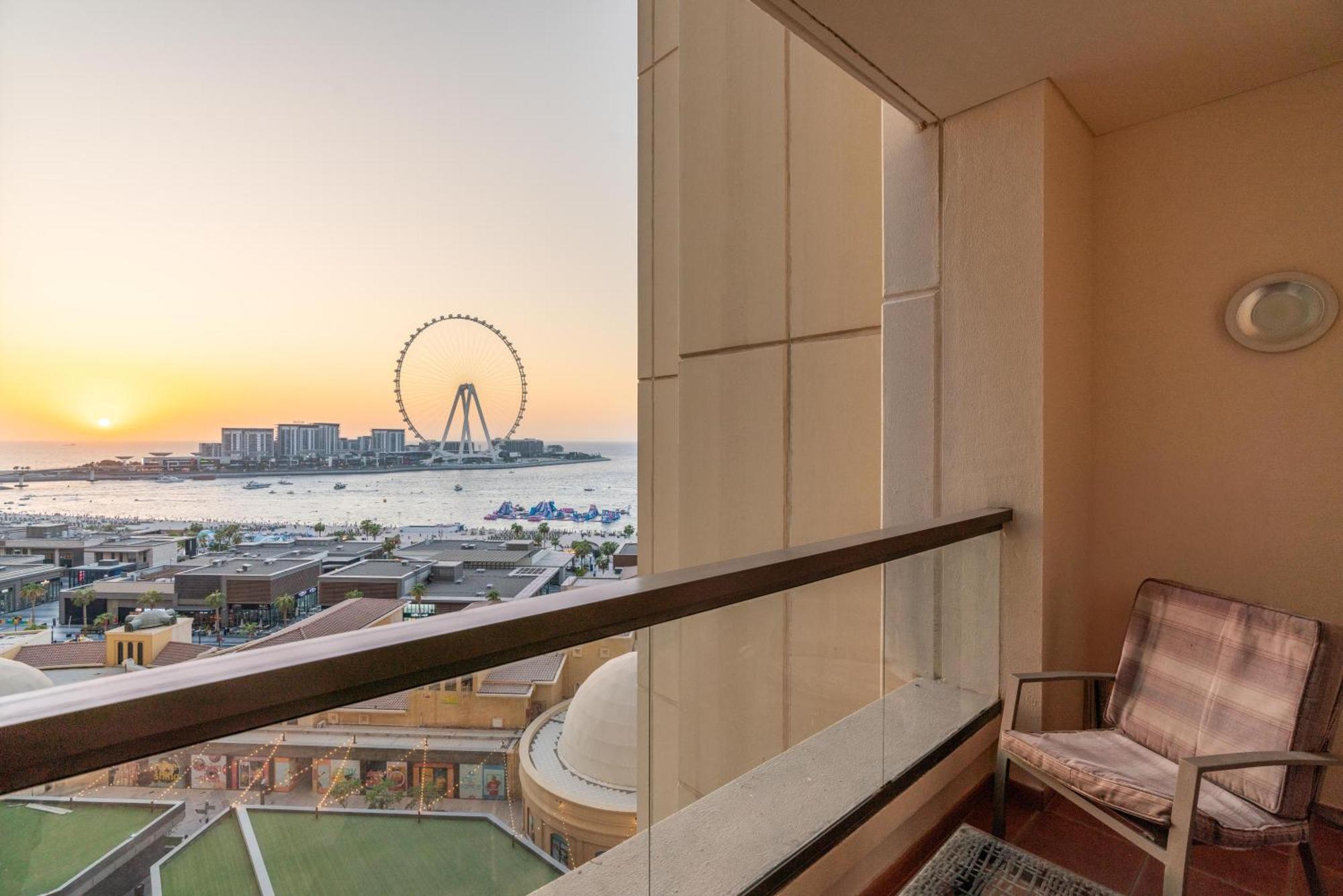 Jbr Walk 2 Bedrooms Front Sea Apartment *