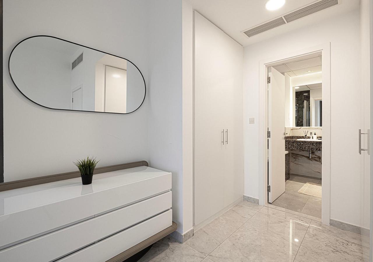 Luxury Beachfront 2bd Apt, Shams, Jbr *