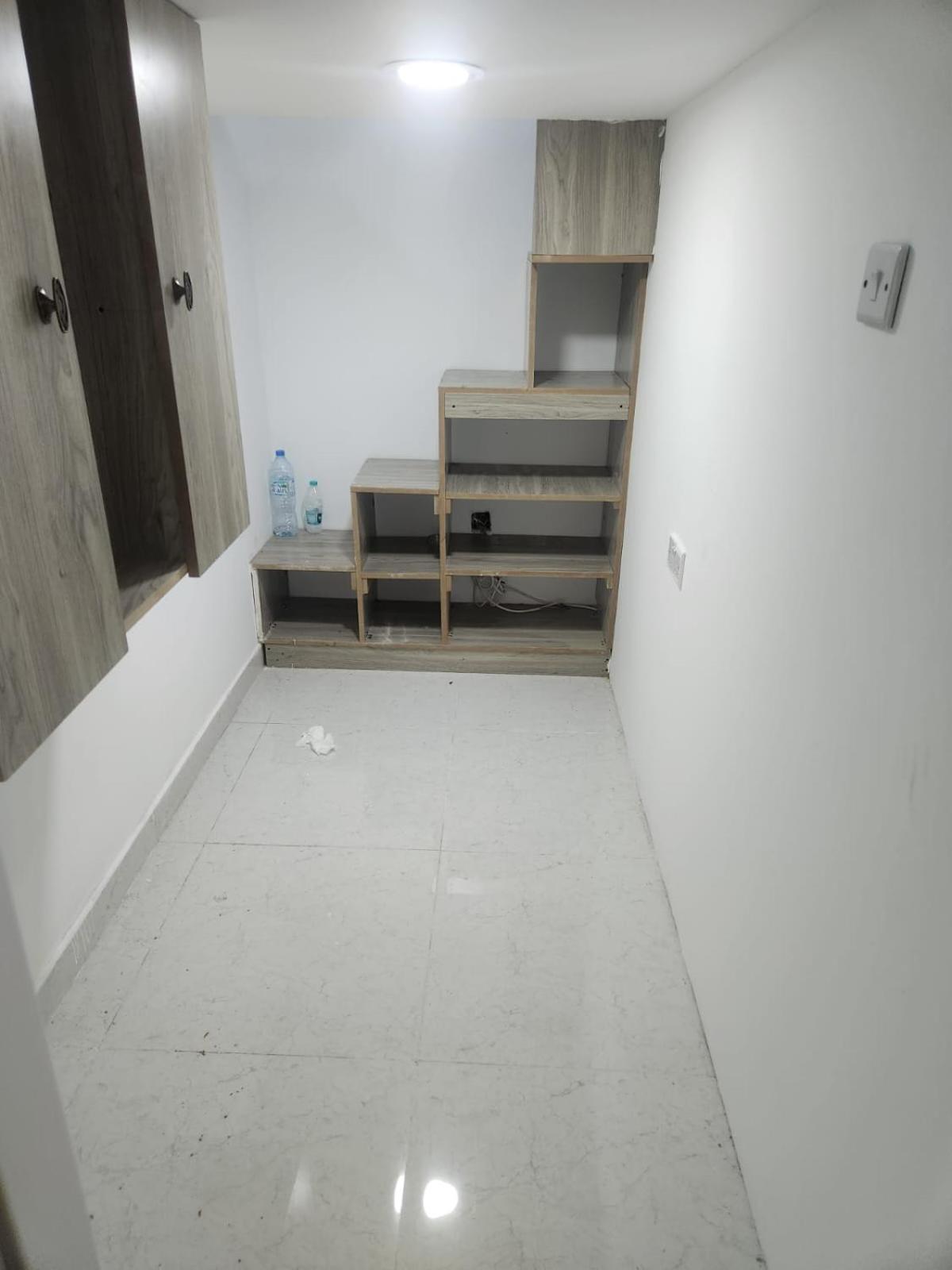 Capsule hotel Ask Homes Al Rigga Loft Beds *