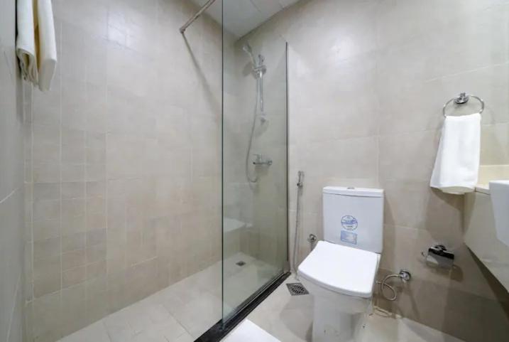 151 Jumeirah Gardens Apartamento *