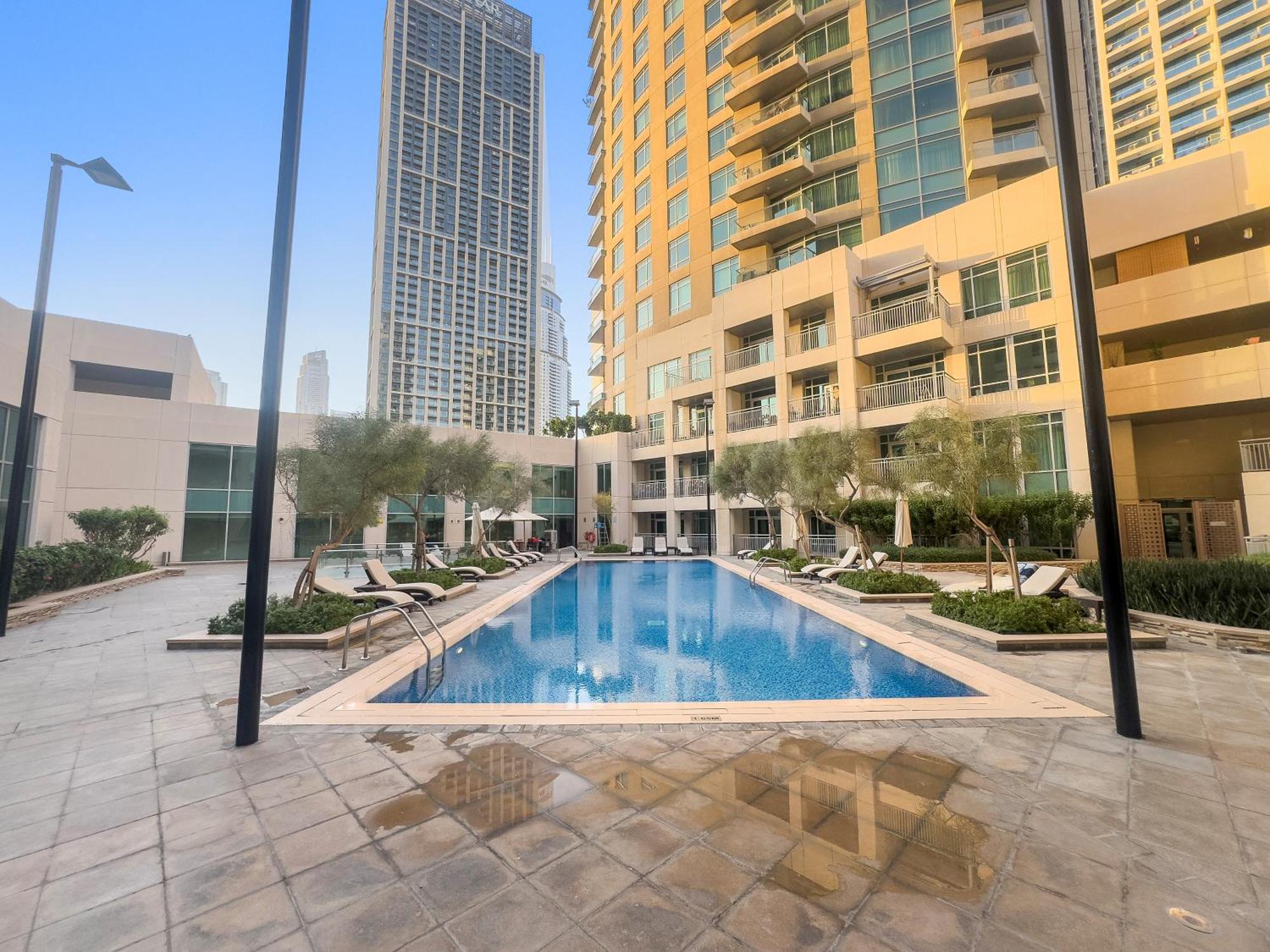 Apartment Bright & Spacious 1br In Downtown With Balcony L Close To Mall