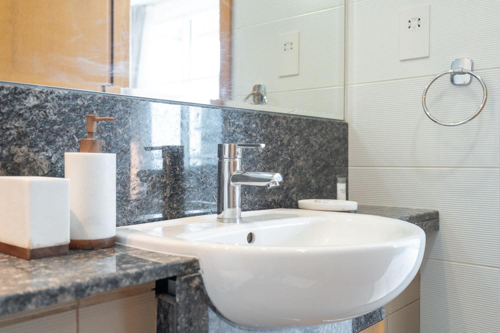 Apartment Dazzling In Business Bay With Stunning Views