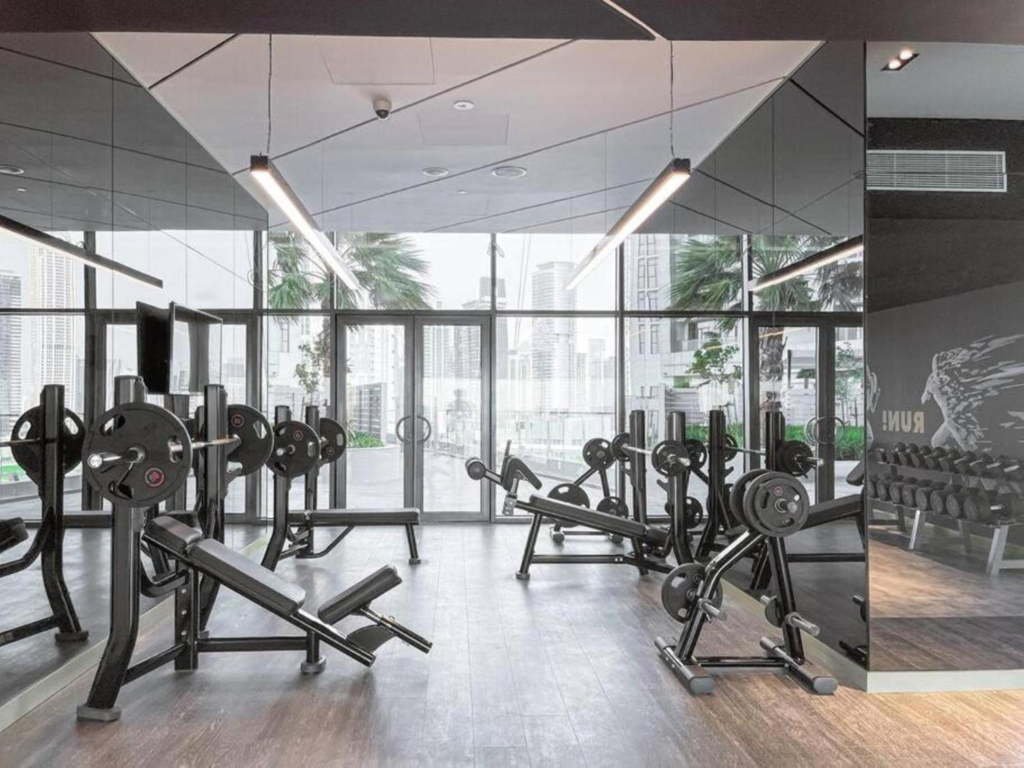 Exclusive Stylish 2br With Peaceful Views By Deluxe Homes Dubai